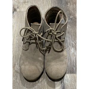 Toms Desert Wedge Bootie in Taupe